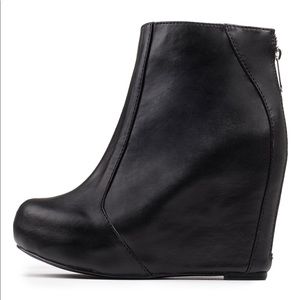 Jeffrey Campbell ‘Pixie’ Wedge - Sz 9 US